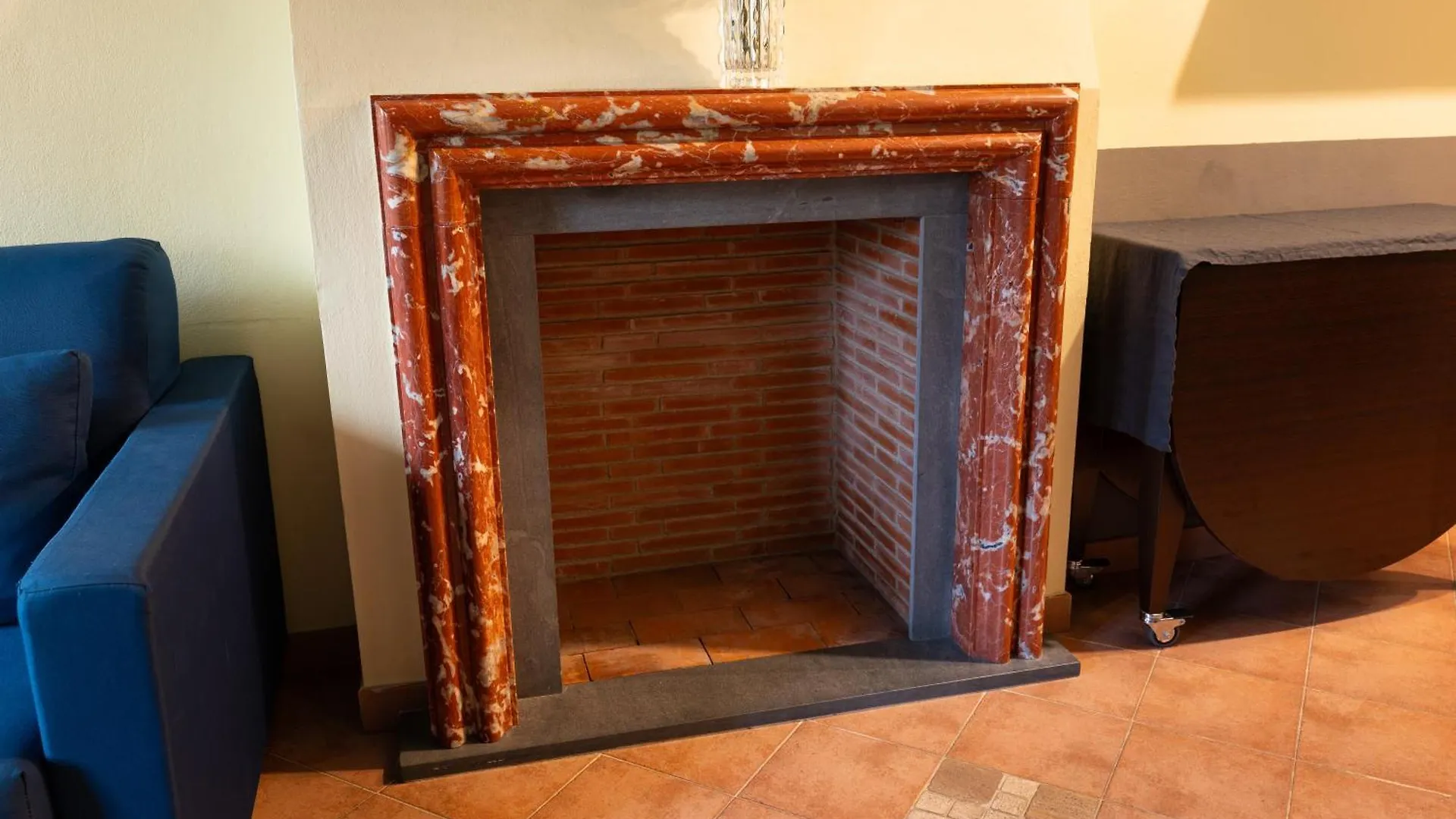 Loft Angela Pietrasanta Centro Apartment