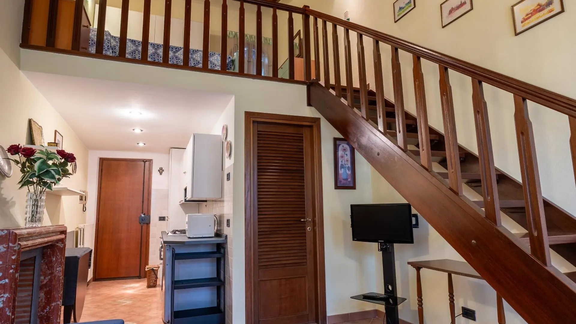 Loft Angela Pietrasanta Centro Apartment